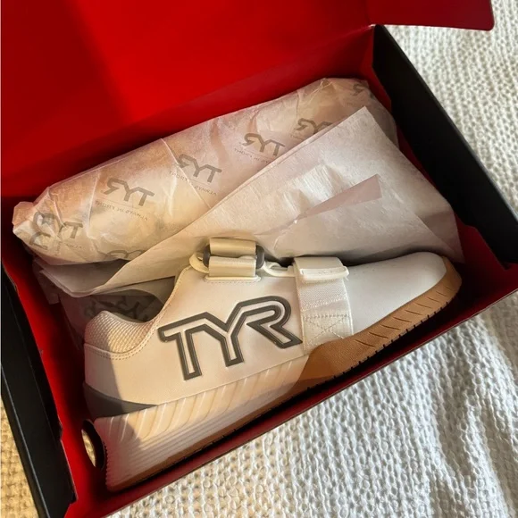 TYR L-1 Lifter Shoes - White and gum - Picture 6 of 6